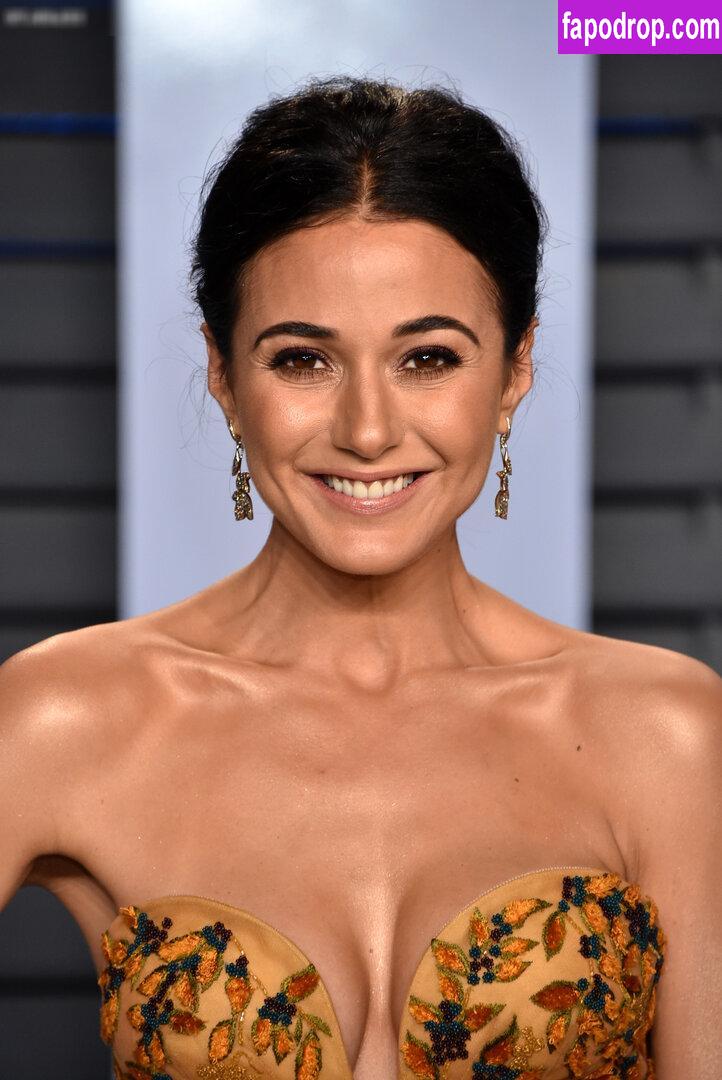 Emmanuelle Chriqui / Emmanuelle / echriqui слитое обнаженное фото #0743 с Онлифанс или Патреон