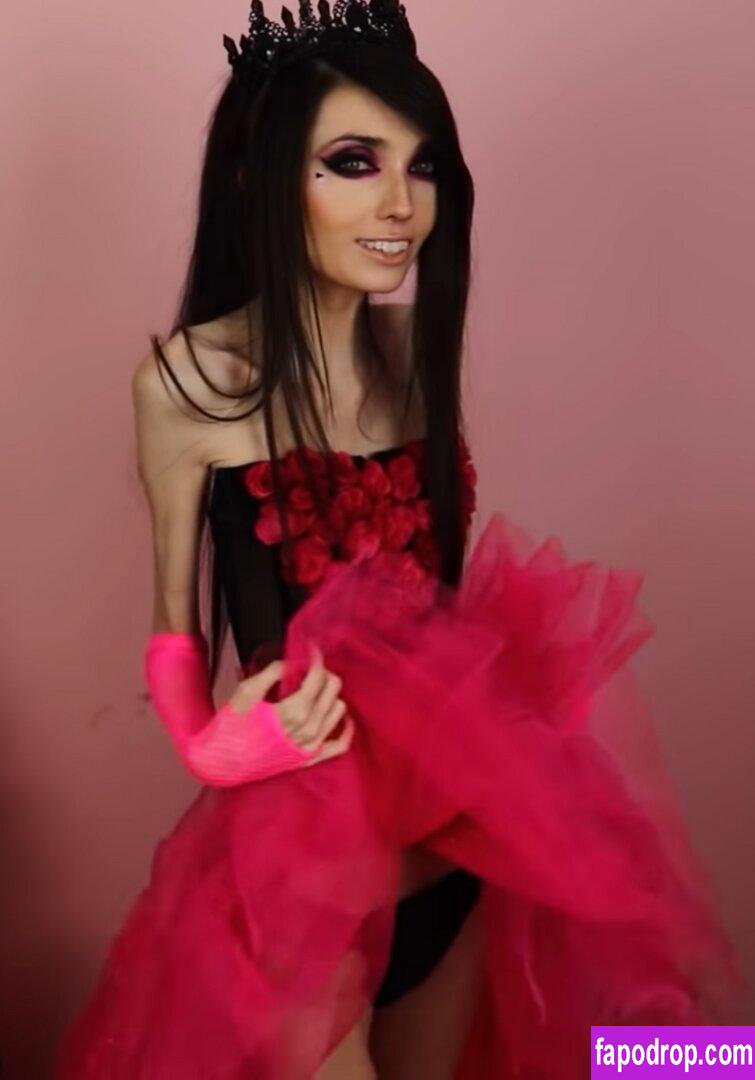 Eugenia Cooney / eugenia_cooney / eugeniacooney слитое обнаженное фото #0005 с Онлифанс или Патреон