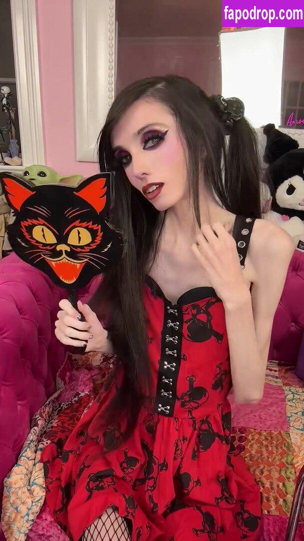 Eugenia Cooney / eugenia_cooney / eugeniacooney слитое обнаженное фото #0062 с Онлифанс или Патреон