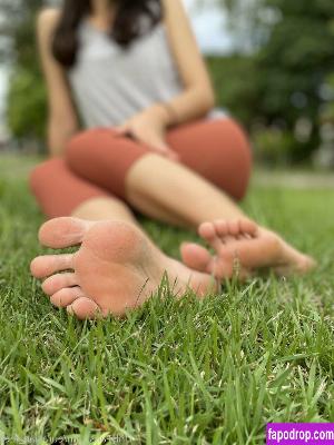 eurasian_feet фото #0105