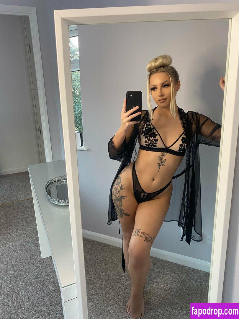 evie-xo / Evie Mae UK / evie.xo / eviemaexox leak of nude photo #0007 from OnlyFans or Patreon