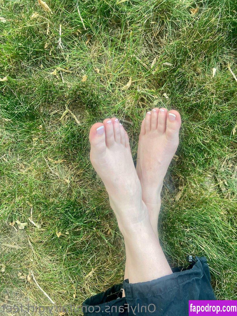 fairy.girl.feet / fairy_pelerin_backup leak of nude photo #0043 from OnlyFans or Patreon