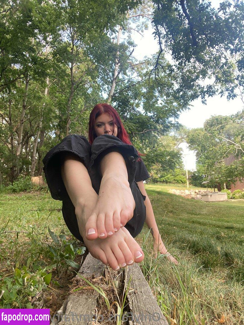 fairy.girl.feet / fairy_pelerin_backup leak of nude photo #0053 from OnlyFans or Patreon