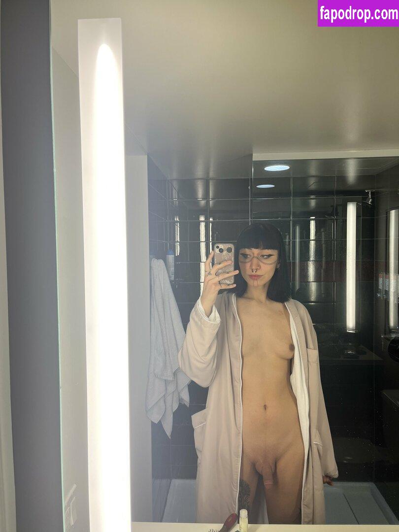 Falling Rain / alexitbabe / fallingrains / sadpatheticgorl leak of nude photo #0001 from OnlyFans or Patreon