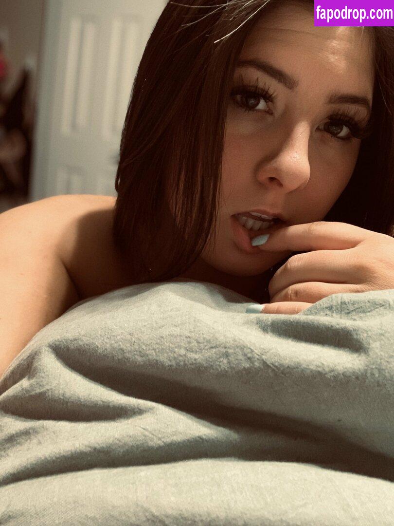 fattyass203 / Allie / all_ie302 / mamafromthe302 leak of nude photo #0006 from OnlyFans or Patreon