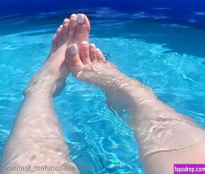 feet_feminine leak #0017