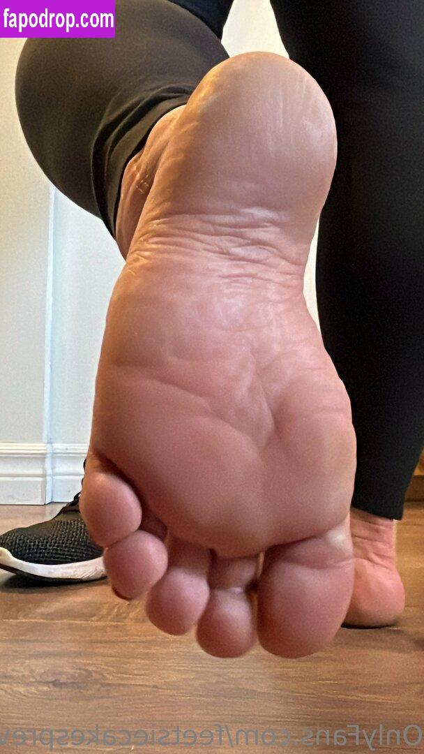feetsiecakespreviews / feetsypeets leak of nude photo #0017 from OnlyFans or Patreon