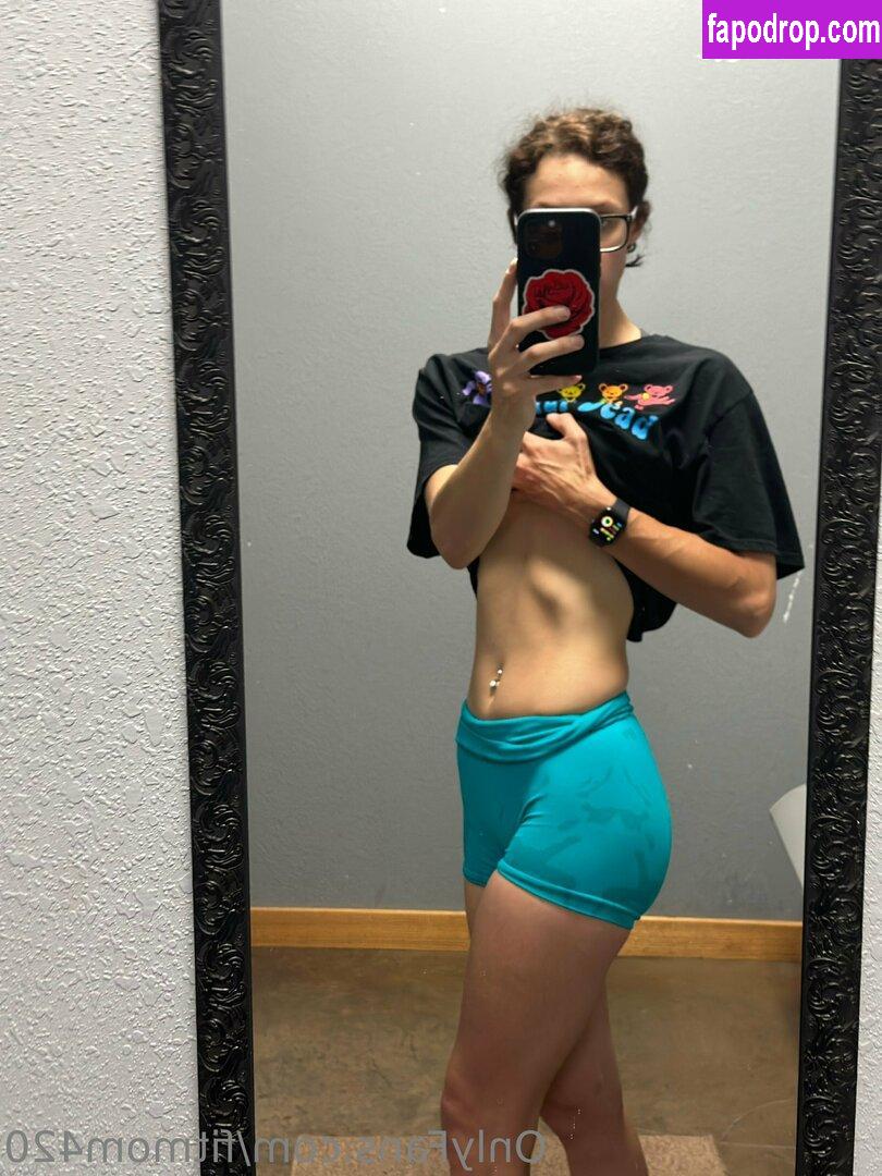 fitmom420 / Elizabeth / fitmomology42 leak of nude photo #0065 from OnlyFans or Patreon