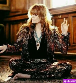 Florence Welch leak #0079