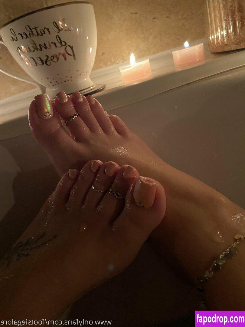 Footsiegalore / footsiegalore_shoes leak of nude photo #0158 from OnlyFans or Patreon