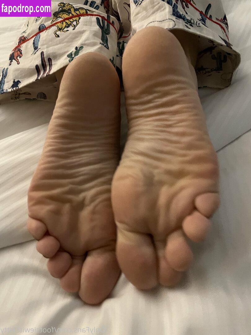 footsiewithkitty /  leak of nude photo #0003 from OnlyFans or Patreon