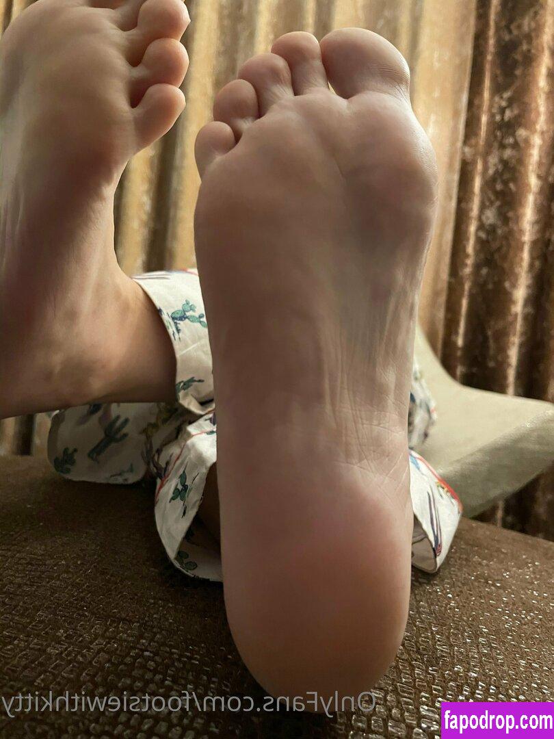 footsiewithkitty /  leak of nude photo #0022 from OnlyFans or Patreon