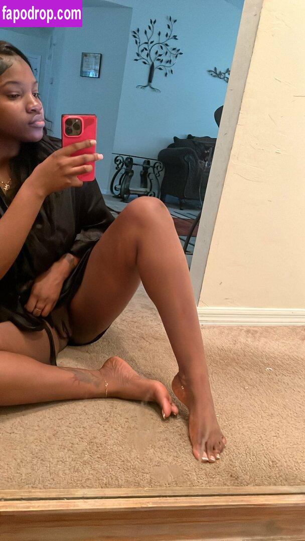 foreignmuahh / muahhforeignn_ leak of nude photo #0001 from OnlyFans or Patreon