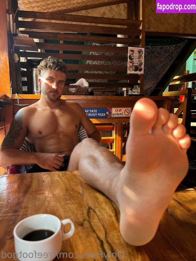 freefootgod / freethegod_ leak of nude photo #0002 from OnlyFans or Patreon