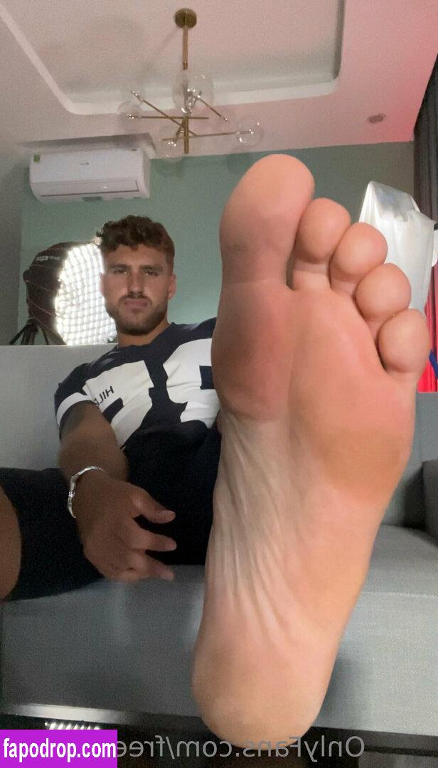 freefootgod / freethegod_ leak of nude photo #0021 from OnlyFans or Patreon