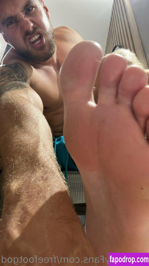 freefootgod / freethegod_ leak of nude photo #0051 from OnlyFans or Patreon