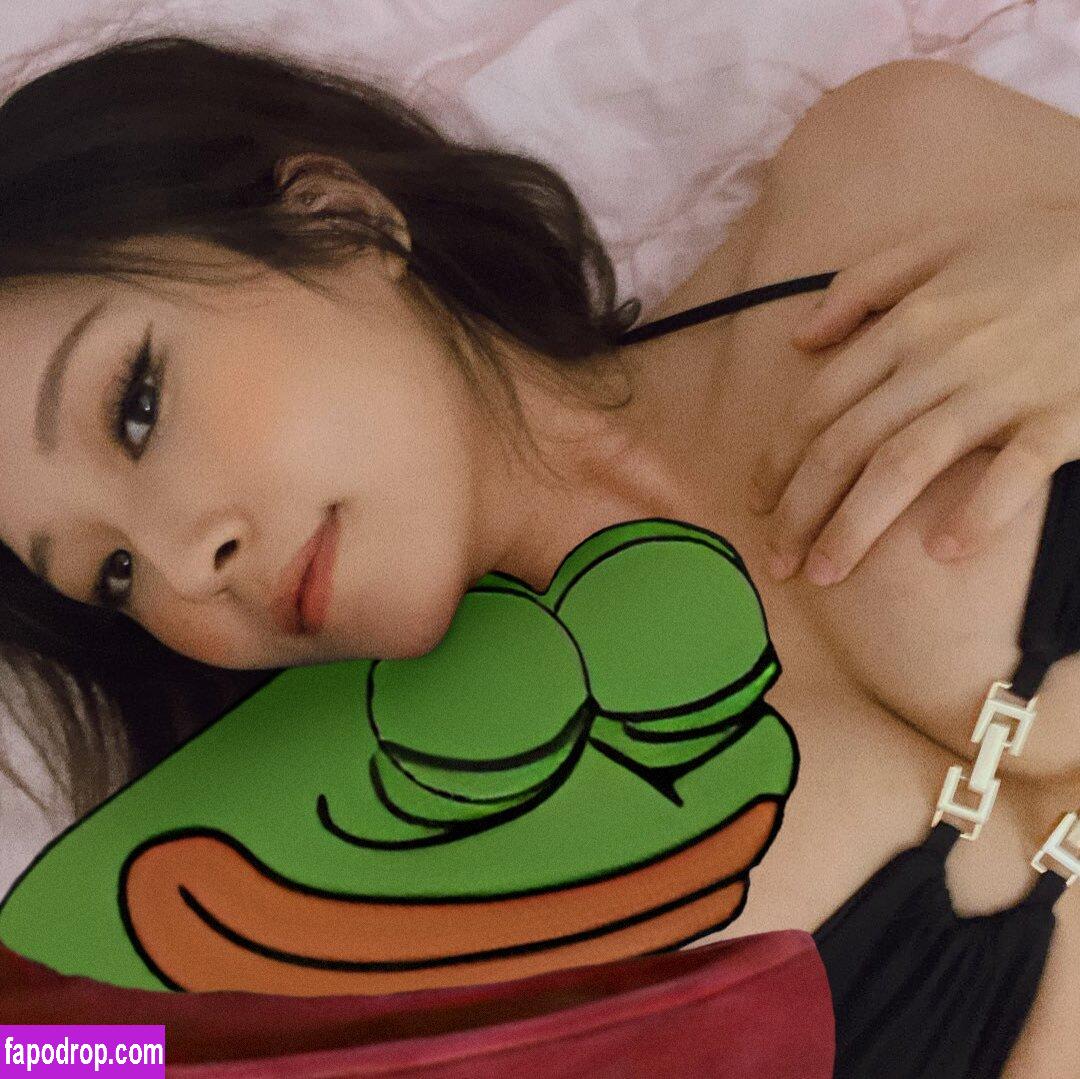 Fuslie / Leslie leak of nude photo #0261 from OnlyFans or Patreon
