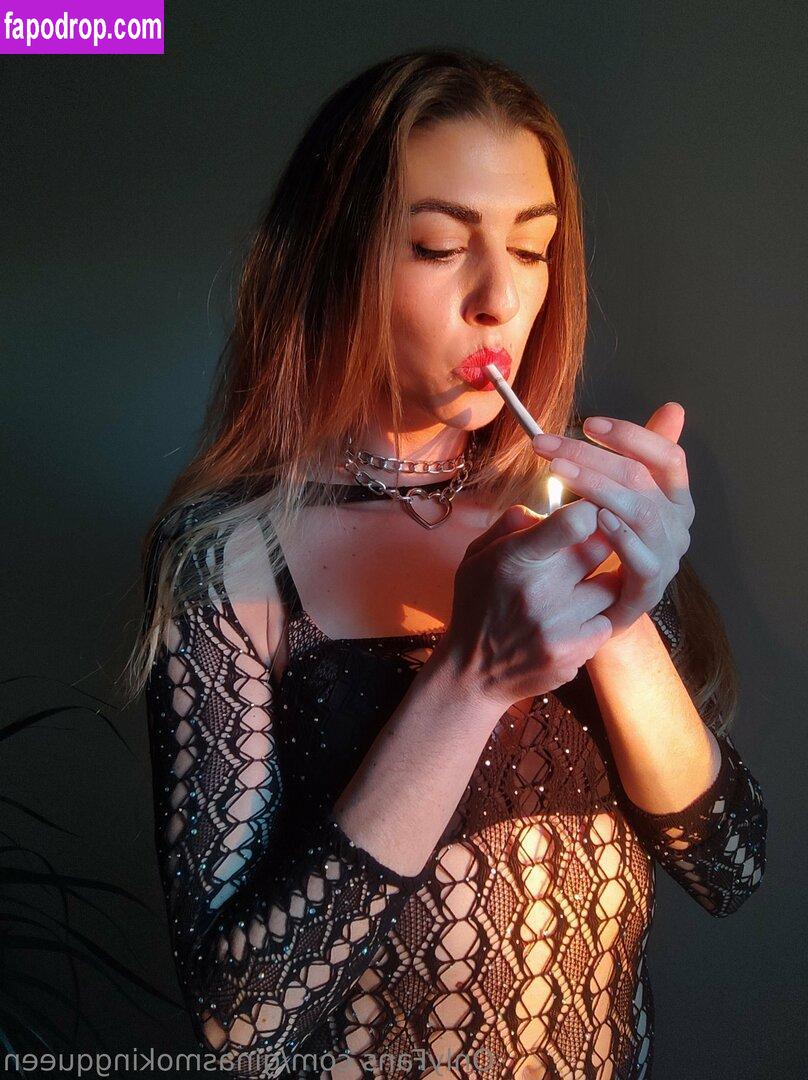 ginasmokingqueen /  leak of nude photo #0053 from OnlyFans or Patreon