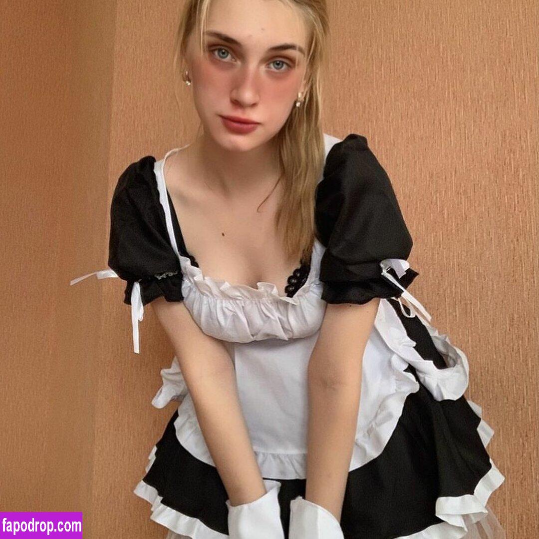 Girl Valerie / aprikosin_ / superbanka leak of nude photo #0030 from OnlyFans or Patreon