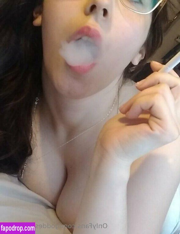 goddessofsmoke / goddess__of__smoke leak of nude photo #0003 from OnlyFans or Patreon