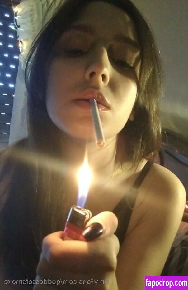 goddessofsmoke / goddess__of__smoke leak of nude photo #0009 from OnlyFans or Patreon