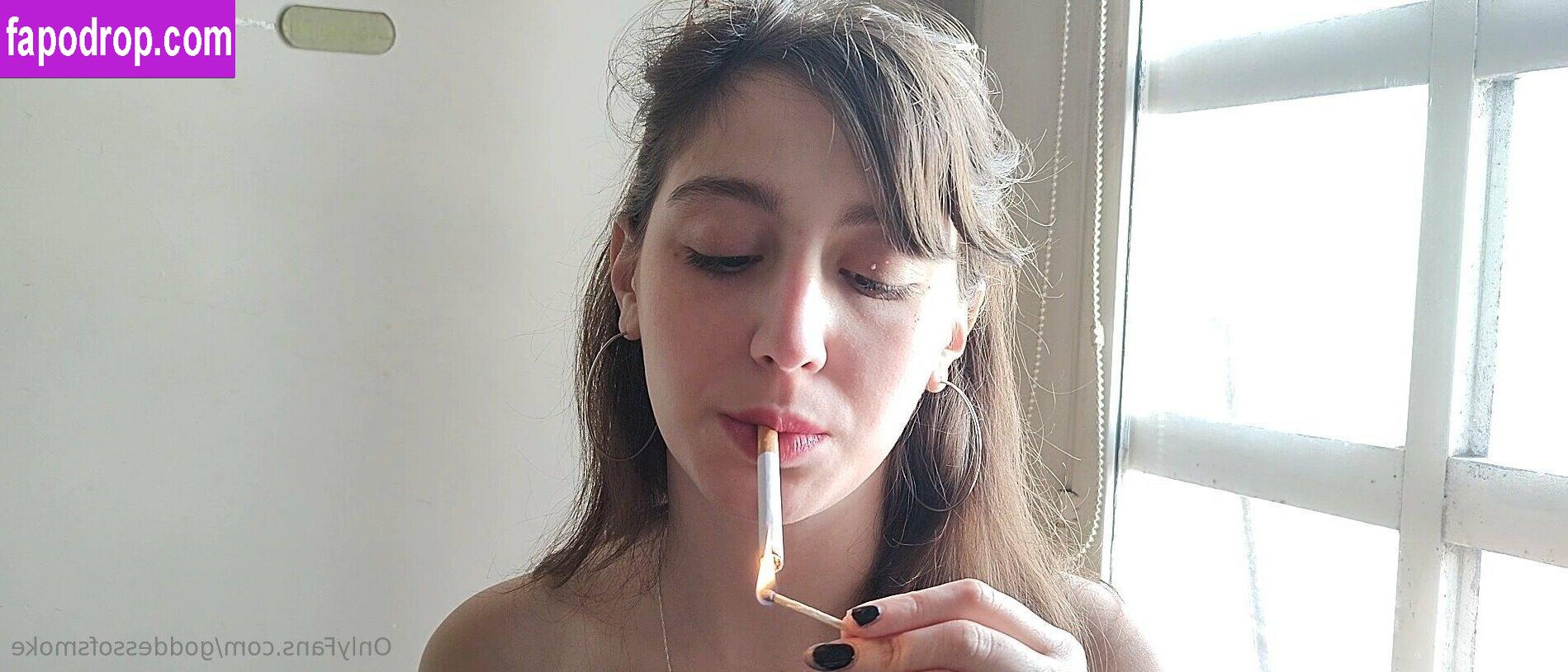 goddessofsmoke / goddess__of__smoke leak of nude photo #0013 from OnlyFans or Patreon