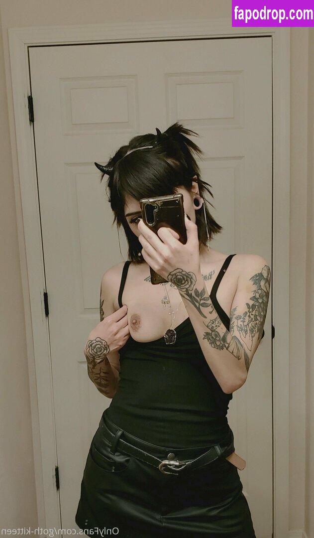 goth-kitteen / gothkitten98 leak of nude photo #0114 from OnlyFans or Patreon
