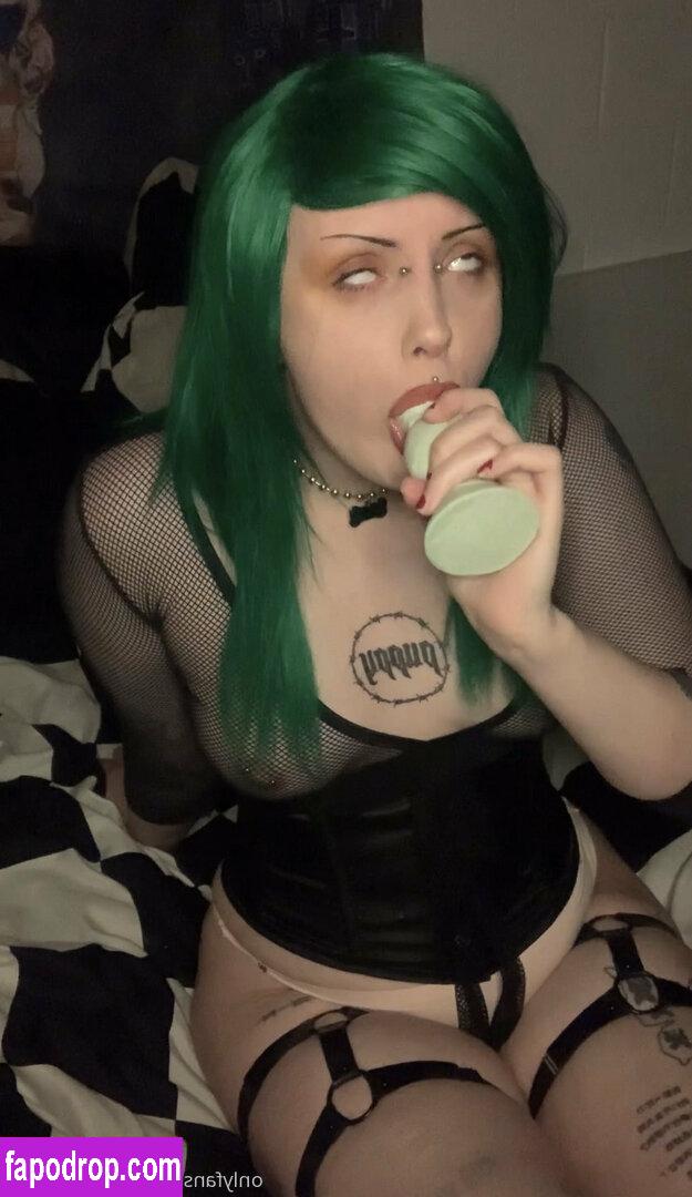 gothbabybrat / trashbabybrat666 leak of nude photo #0043 from OnlyFans or Patreon