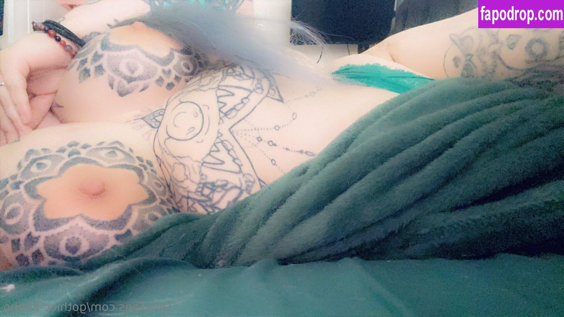 gothicc-bimbo / gothicc.bimbo leak of nude photo #0035 from OnlyFans or Patreon