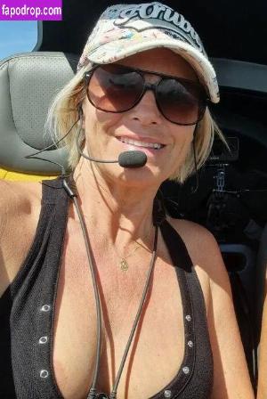Gyrocopter Girl leak #0015