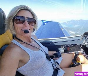 Gyrocopter Girl leak #0016