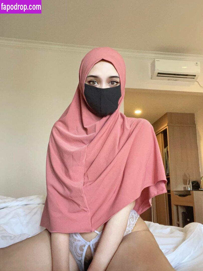 HabibtiSalma /  / CamillaReese / HijabCamilla / nazley272 leak of nude photo #0004 from OnlyFans or Patreon