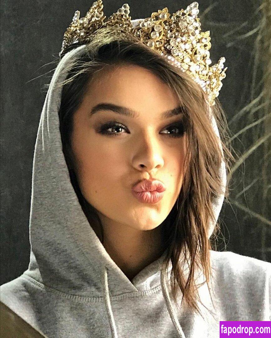 Hailee Steinfeld / haileesteinfeld / https: leak of nude photo #1345 from OnlyFans or Patreon