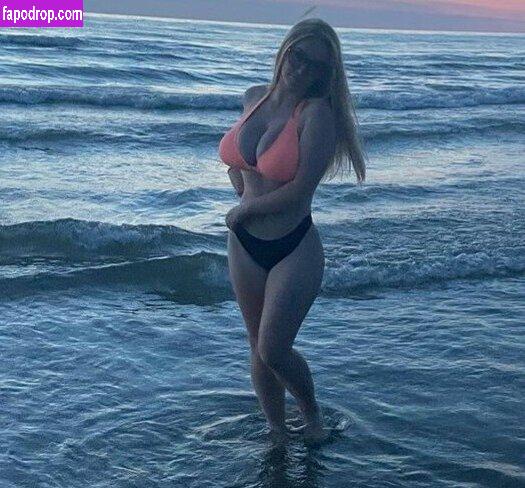 haileyyfriz / Hailey Frizzell / haileyyfrizzell / wafflefries02 leak of nude photo #0014 from OnlyFans or Patreon
