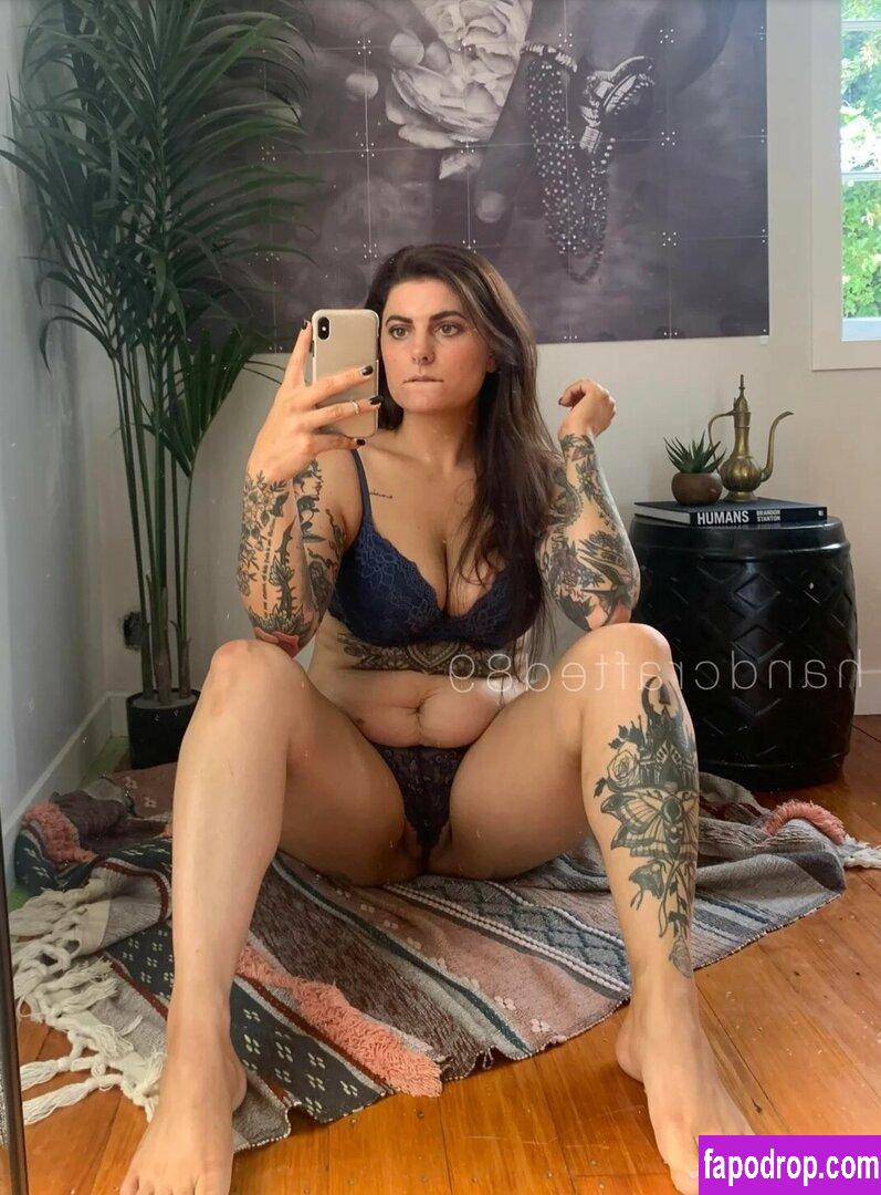 Handcrafted89 / cassmakeshome / thealternativemom leak of nude photo #0006 from OnlyFans or Patreon