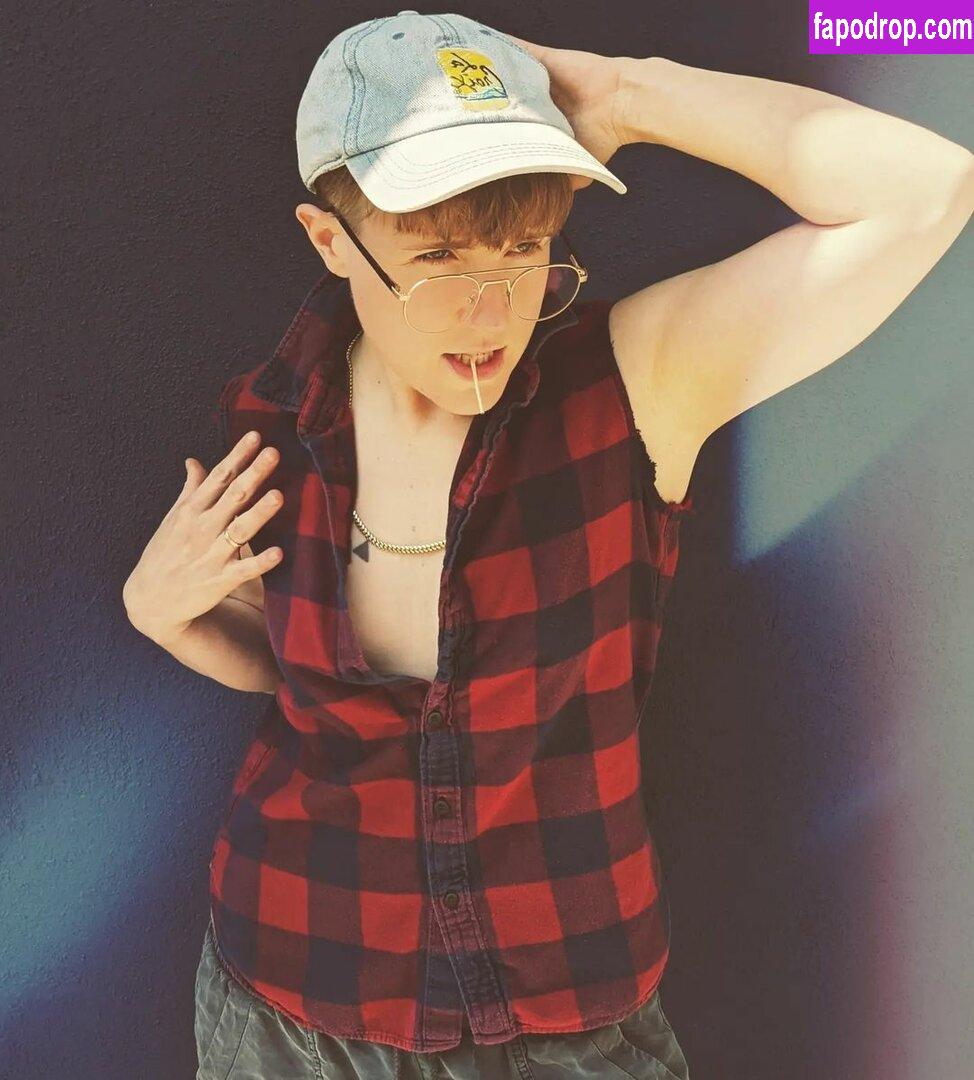 Hannah Hart / harto leak of nude photo #0017 from OnlyFans or Patreon