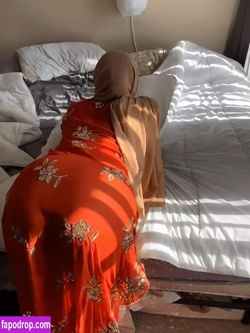 hijabibambi /  leak of nude photo #0012 from OnlyFans or Patreon