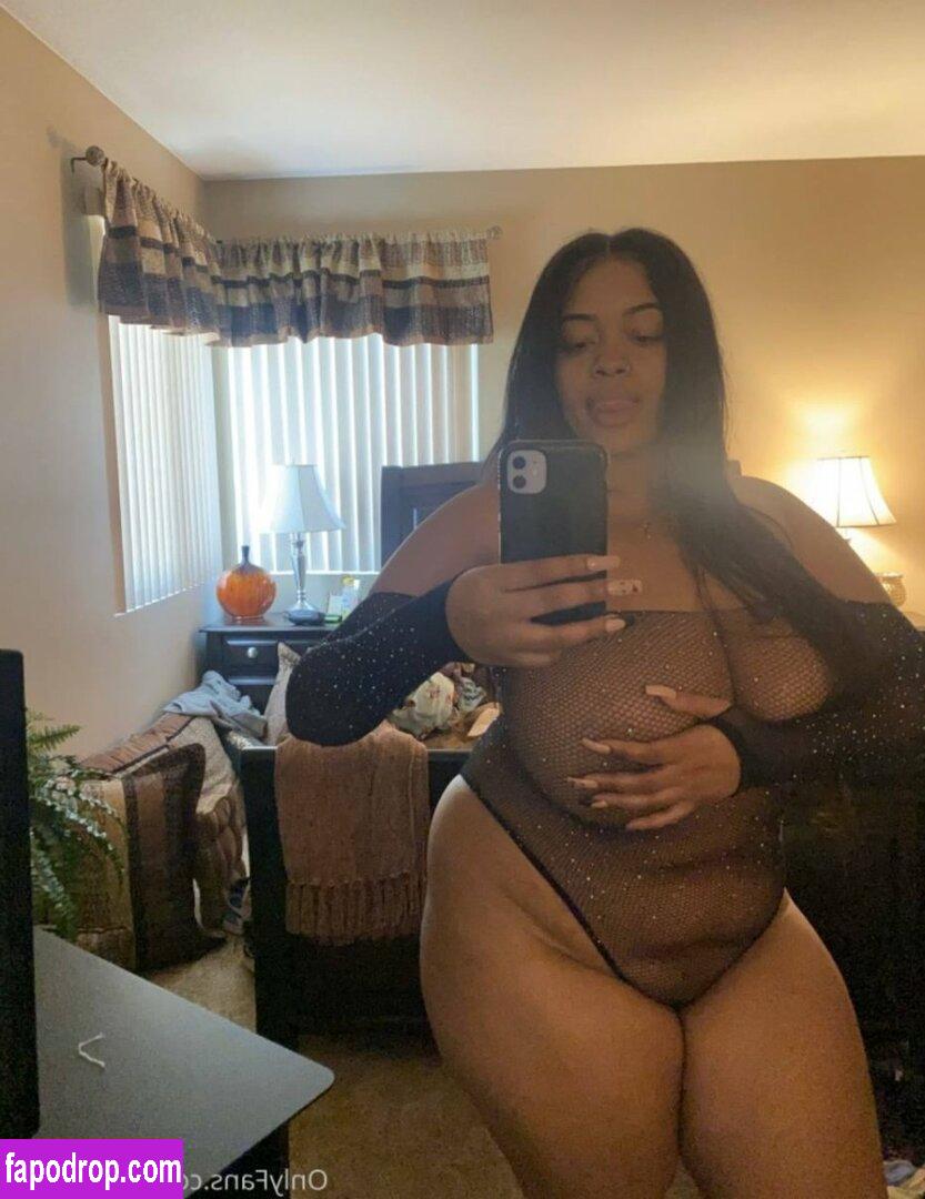 Holly B / bigbankhb / hbbvalentine / hollyyhills leak of nude photo #0063 from OnlyFans or Patreon