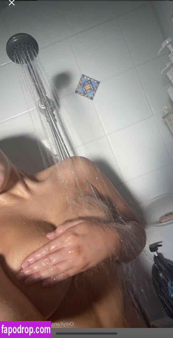 Holly Gunn / MyyLittleSecret / hollyygunn / sierragunn leak of nude photo #0002 from OnlyFans or Patreon