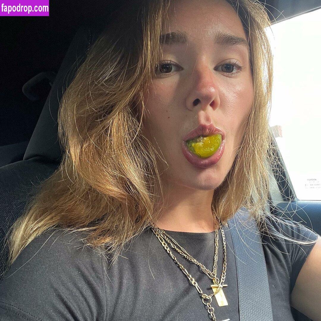 Holly Taylor / actress / holly_taylor / lilydarling leak of nude photo #0037 from OnlyFans or Patreon