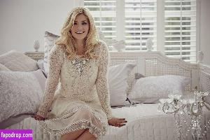 Holly Willoughby слив #0221