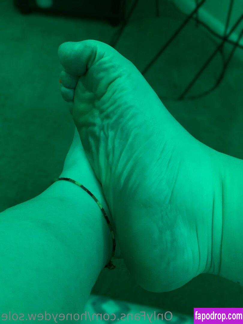 honeydew.sole / toes.for.souls leak of nude photo #0028 from OnlyFans or Patreon