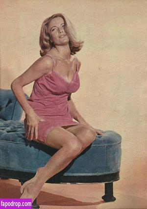 Honor Blackman photo #0002