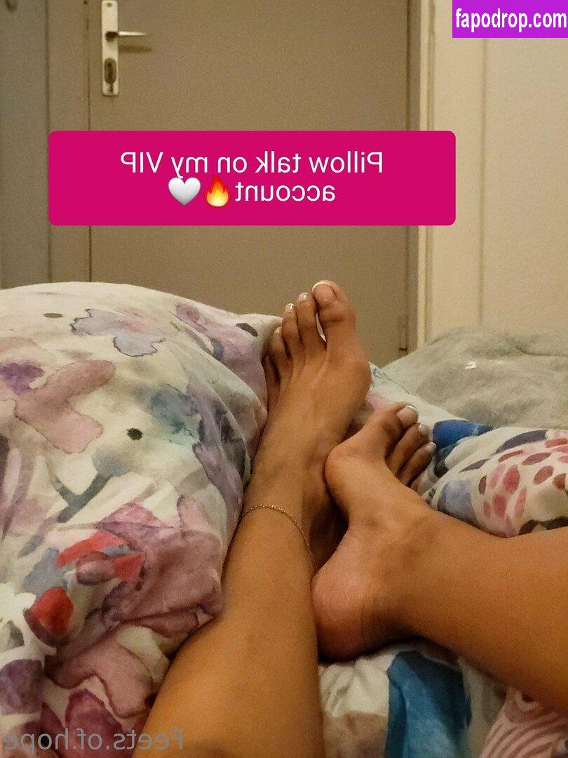 hope.feet / hope_feet_1 leak of nude photo #0131 from OnlyFans or Patreon