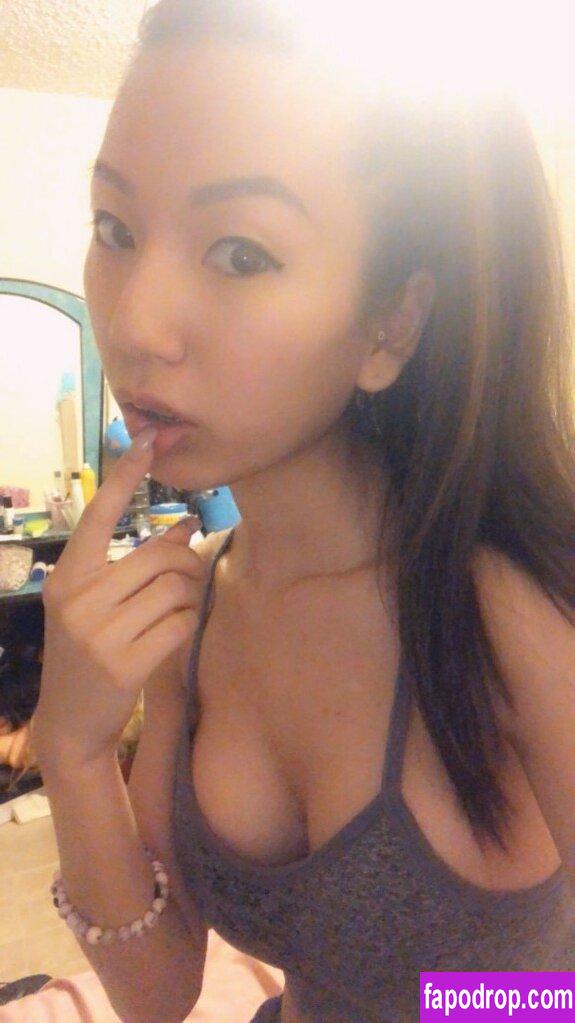 htnxoxo / Annie / Anniexo / hornyasian3sum / quinxoo leak of nude photo #0004 from OnlyFans or Patreon