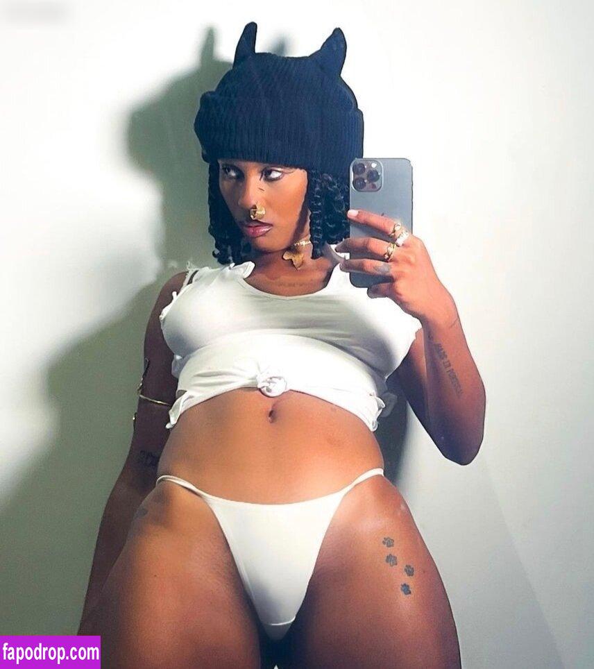 Iamddb / Diana De Brito / beeechimblind / iam_ddb leak of nude photo #0019 from OnlyFans or Patreon