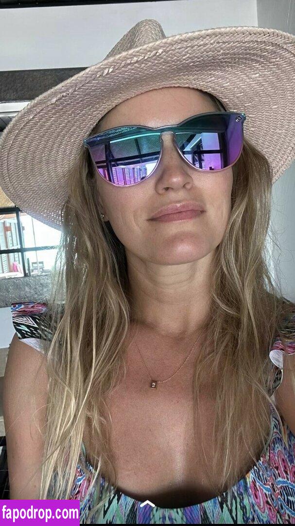 iJustine / Justine Ezarik leak of nude photo #0081 from OnlyFans or Patreon