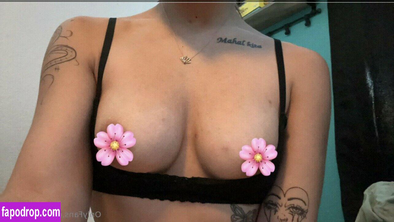 ilov3nikki / ilovekiikii leak of nude photo #0045 from OnlyFans or Patreon