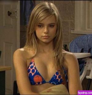 Indiana Evans photo #0030