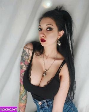 Inkedsmokinggirl photo #0004